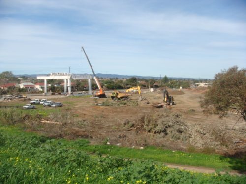 250 churchill rd 005